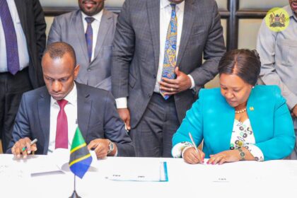 Kenya and Tanzania ministers sign trade deal