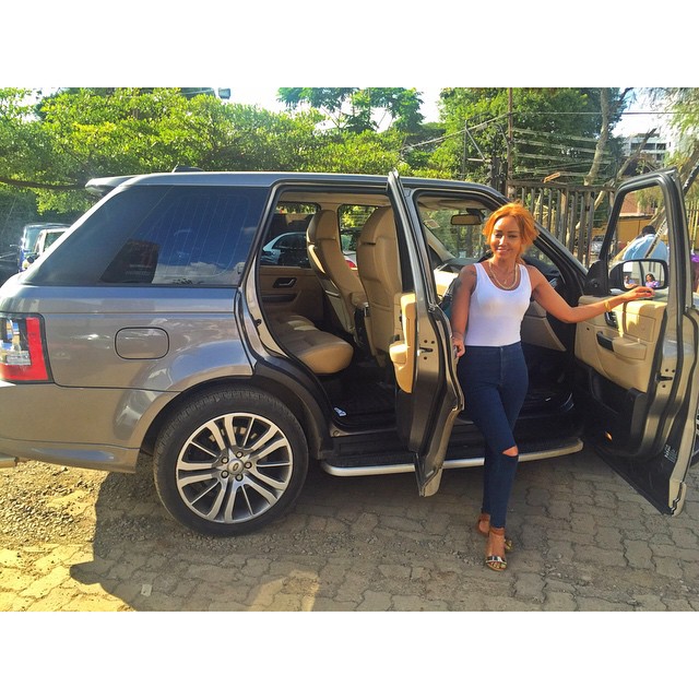 This image has an empty alt attribute; its file name is huddah-range-rover.jpg
