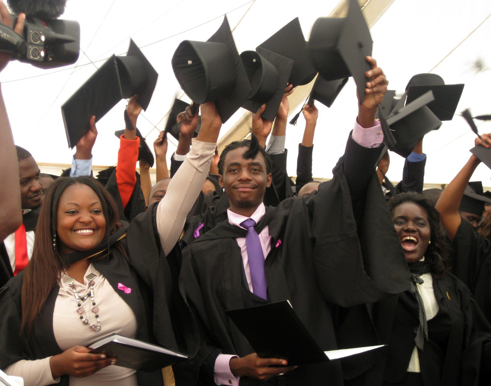 kenya-graduates